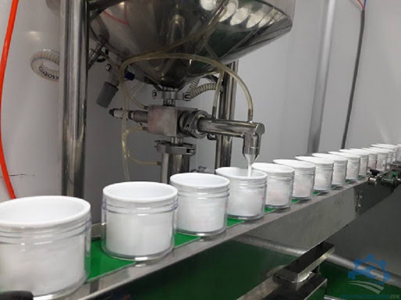 máy chiết rót tại TPHCM