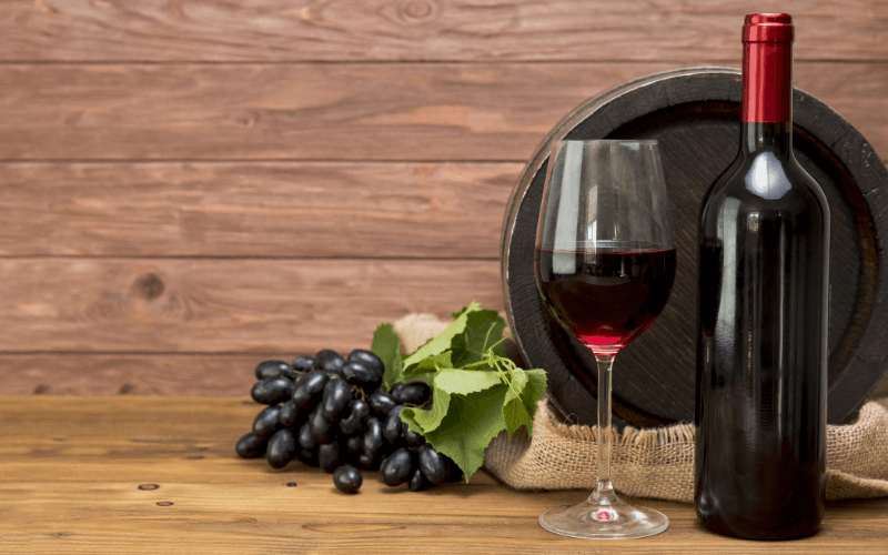Tại sao nên dùng máy đóng nắp chai rượu vang? 